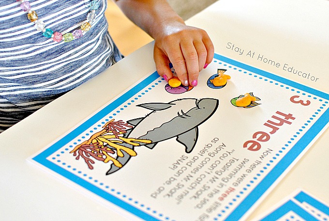Five Little Fishies Song And Free Counting Printable